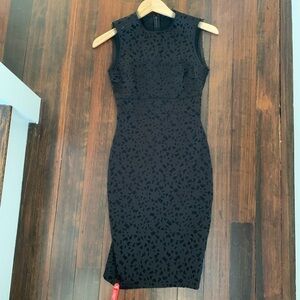 NEW WITH TAGS! Black Sheath Bodycon Cocktail Dress w/ Modern Cut-out Detail XXS